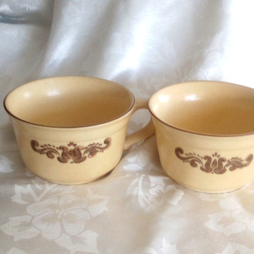 Two pfaltzgraff coffee cups from the 1960's